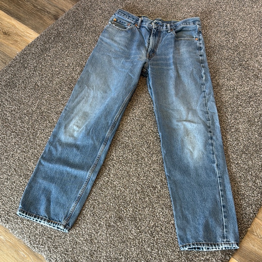 Classic Men's Blue Levi’s 550